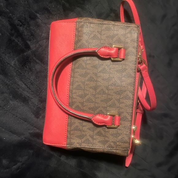 MICHAEL KORS pink and Brown Crossbody 👜 - Picture 5 of 12